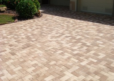 Custom Paver Driveway & Entry